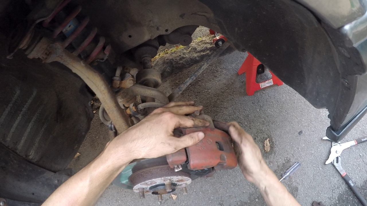 Putting new brake pad on the Honda Civic EF, CRX & Shuttle