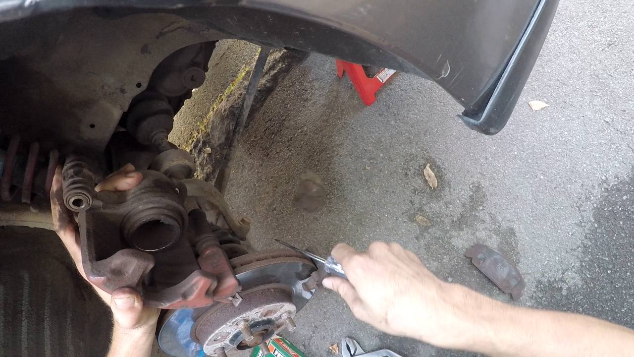 Removing Brake Pads on the Honda Civic EF, CRX & Shuttle